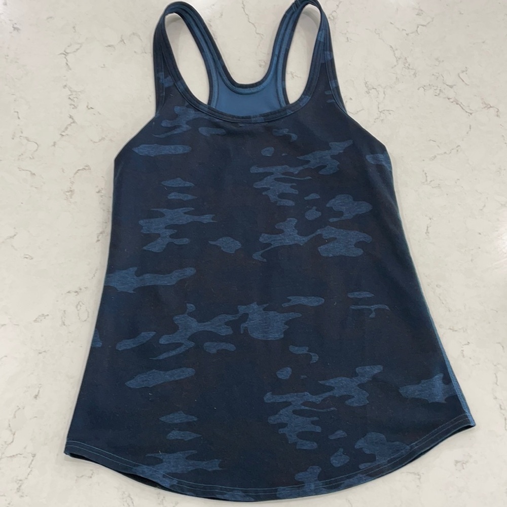 Lululemon blue and gray camo tank